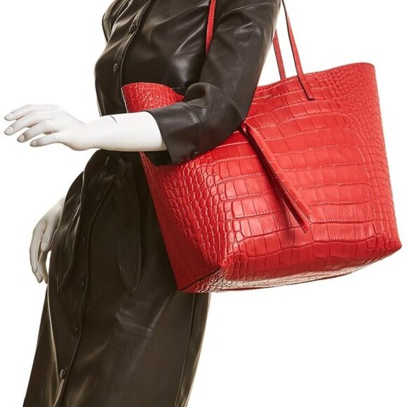 New Authentic Alexander McQueen Croco Tote Bag w/ Gold Skull Charm Red Leather - Picture 1 of 11